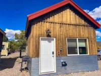 redhead cabin